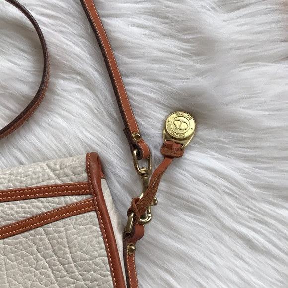 Vintage Dooney & Bourke crossbody leather bag - Picture 10 of 16